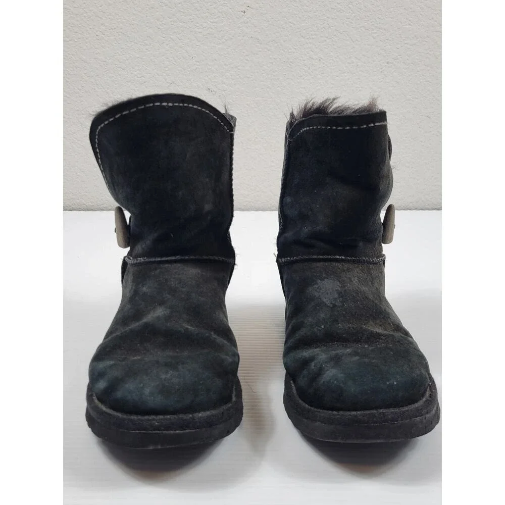 UGG Suede‎ Short Boots Meadow 1008043 Black Womens 7
